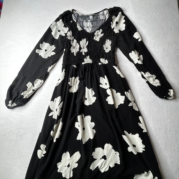 Ava & Liv Women's Size X Plus Size Balloon Long Sleeve Smocked Bodice Dress Maxi - Picture 2 of 15